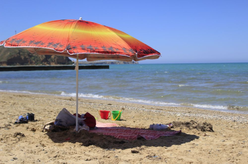 Отдых на Западном берегу Крыма – пляж Песчаного