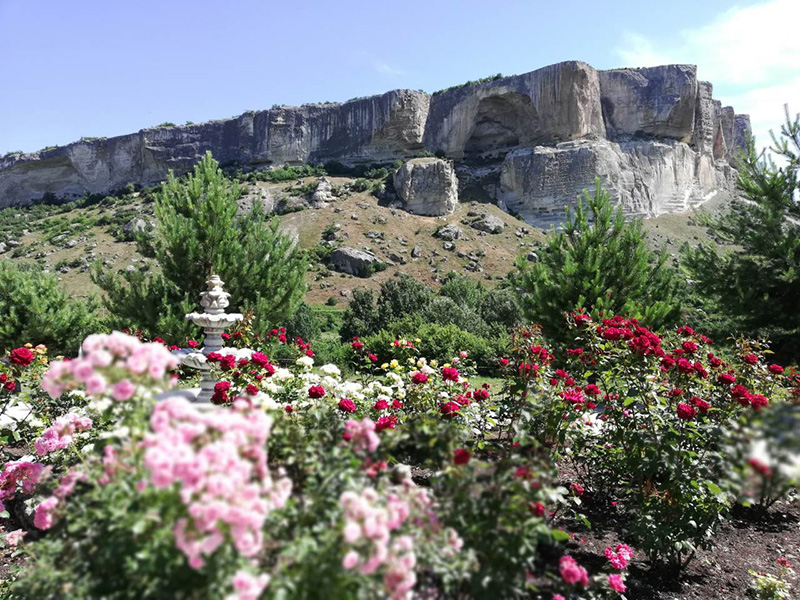 Пещерные города в Бахчисарайском районе Крыма фото 
